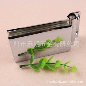 淋浴房隔斷玻璃夾哪家好？